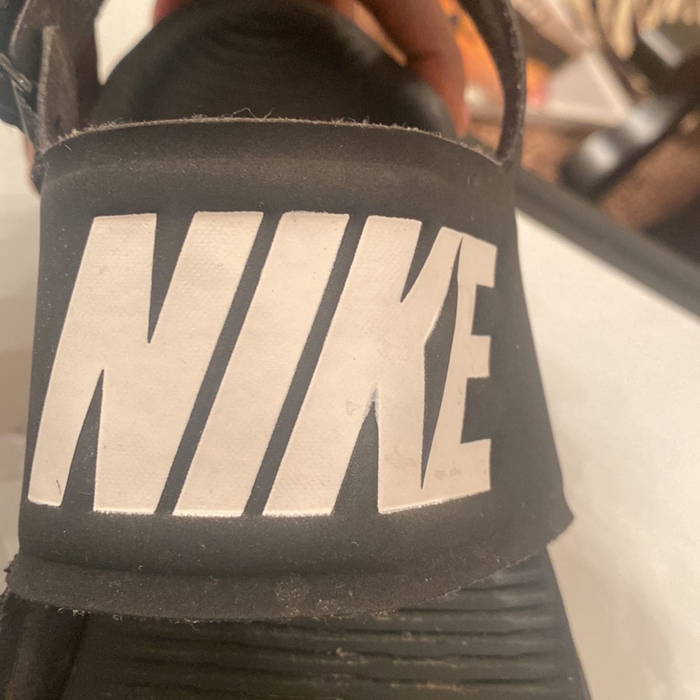 Nike Sandals - Picture 3 of 6
